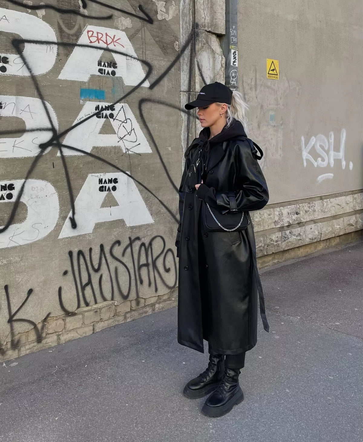 What Are The Outerwear Trends For Fall 2022?