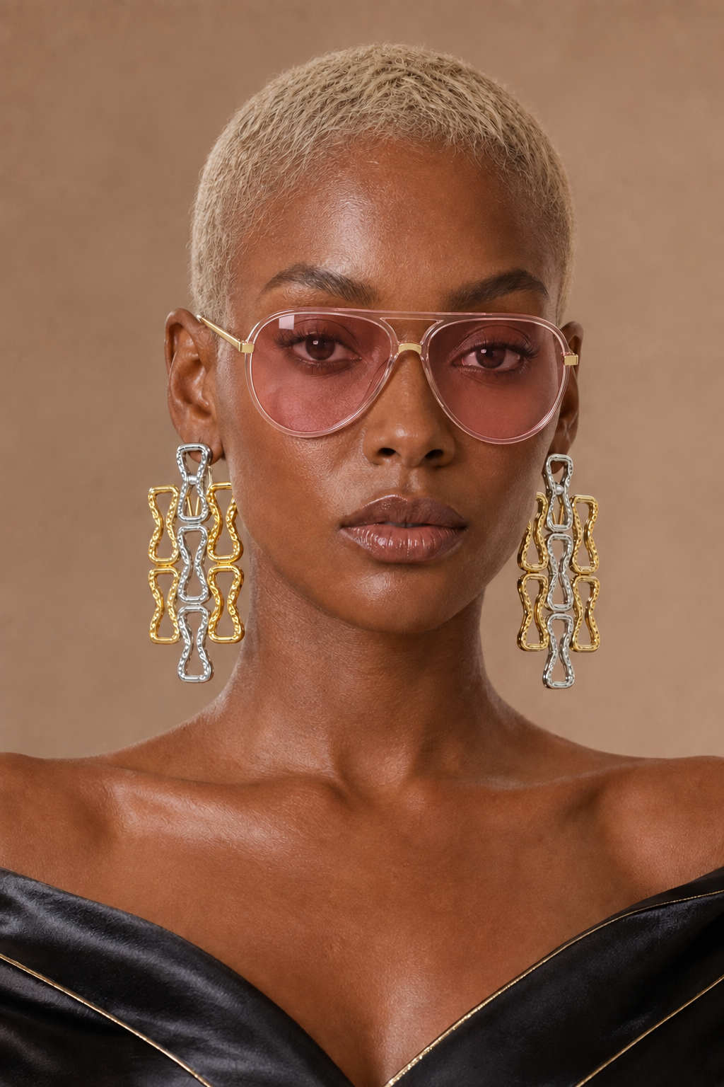 Amara oversized aviator shades in Blush Pink worn by a BLANC LOVE model