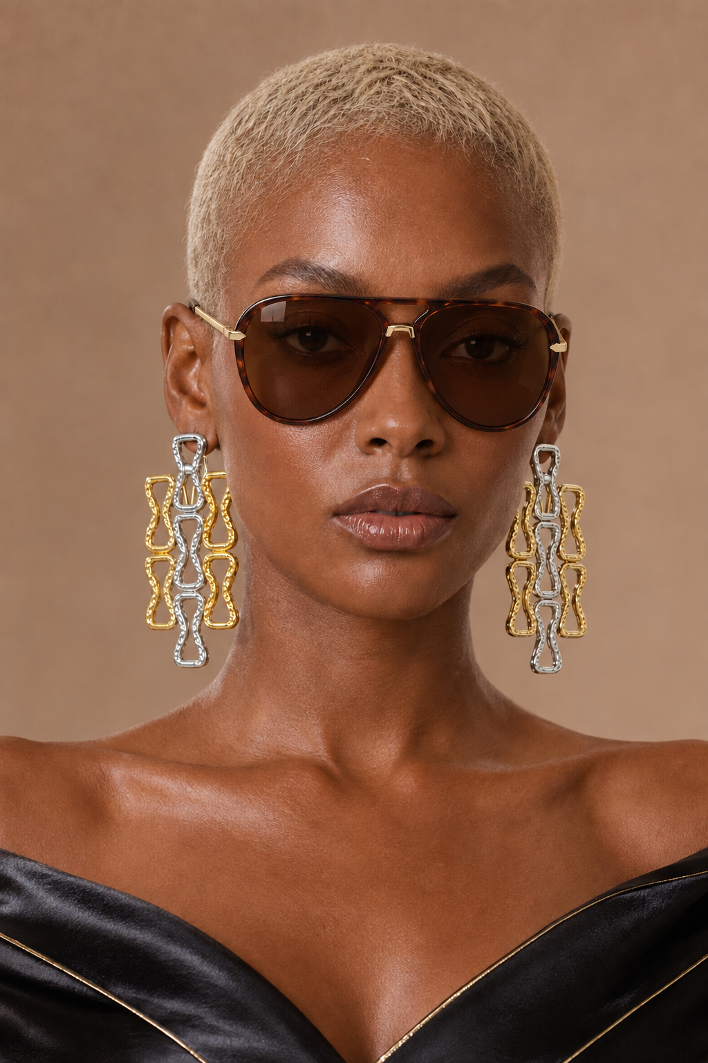 Amara oversized aviator shades in Tortoise Brown worn by a BLANC LOVE model
